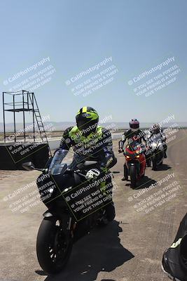 media/Jun-08-2025-TrackDaz (Sun) [[dc1ba13c79]]/Around the Pits/